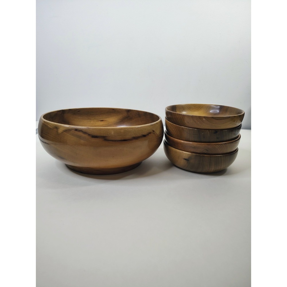 Vintage Myrtlewood Oregon Bowl Set of 4